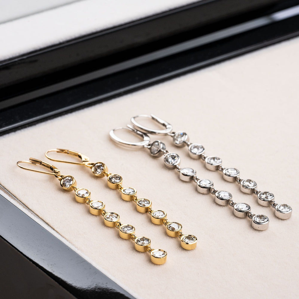 Dangle Diamond Earrings 
