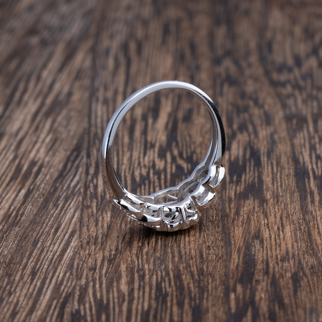 Floral Style 10k White Gold Fashion Ring - Elite Fine Jewelers