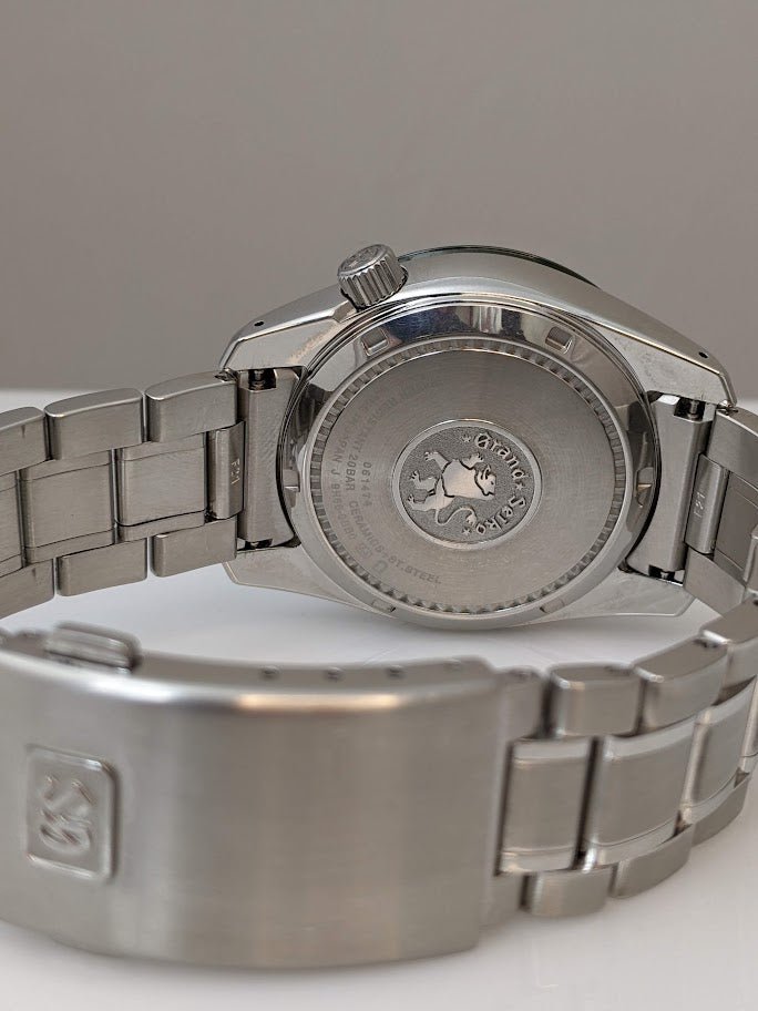Grand Seiko GMT sport Watch in green - Elite Fine Jewelers