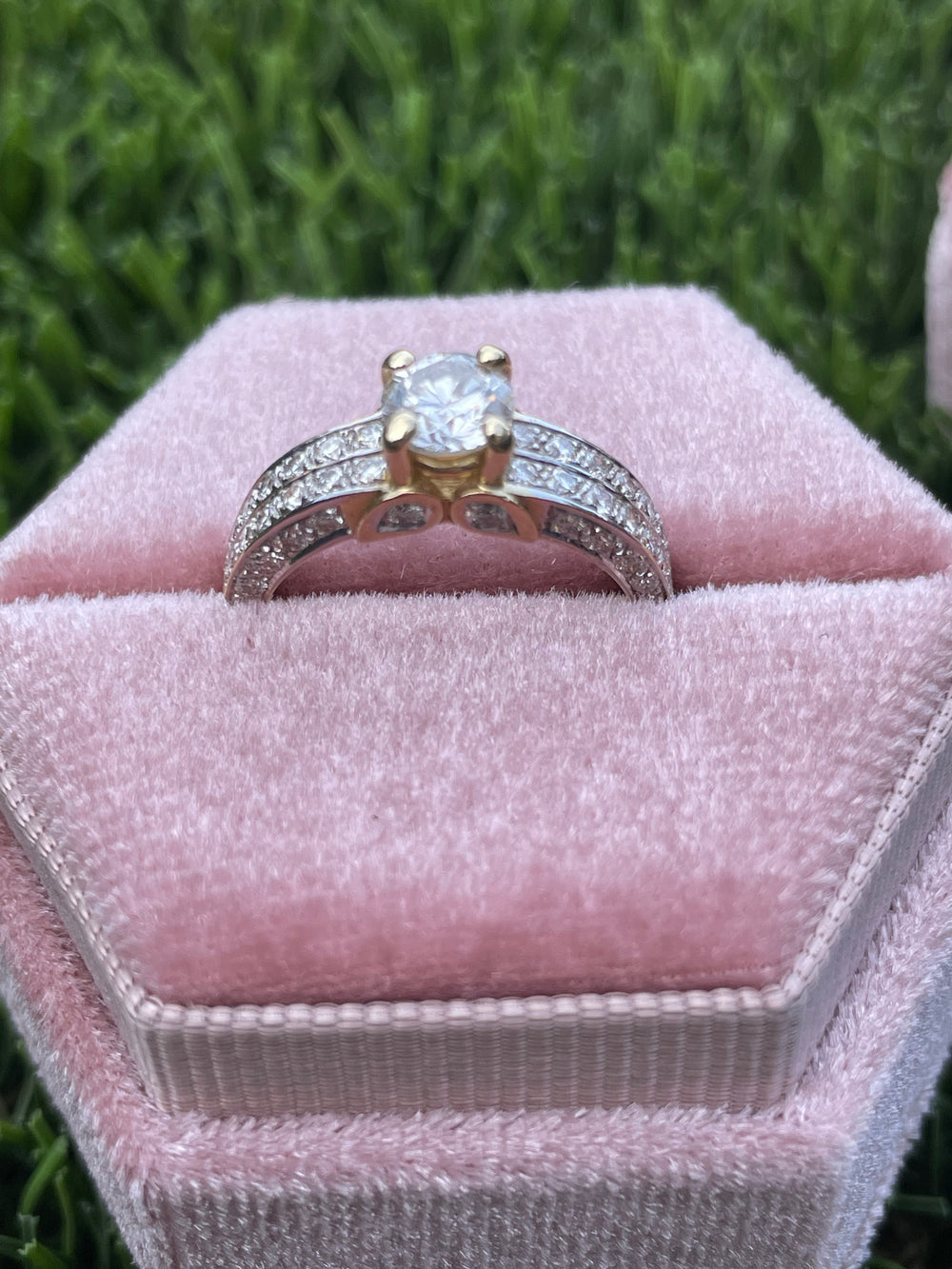 1.18 Carat Total Weight Diamond Two-Tone Engagement Ring, side details