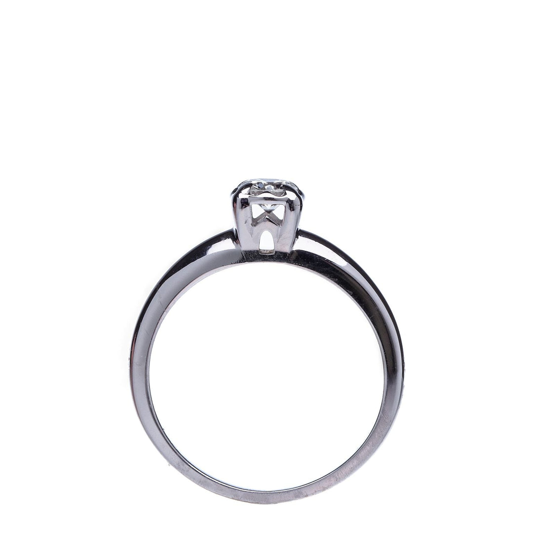 VS1 Diamond Solitaire Engagement Ring - Elite Fine Jewelers